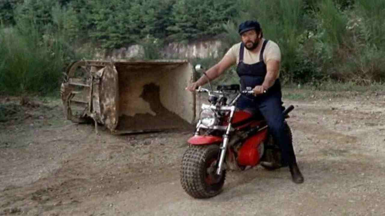 Moto Tuareg Bud Spencer (web source) 22.10.2022 fuoristrada