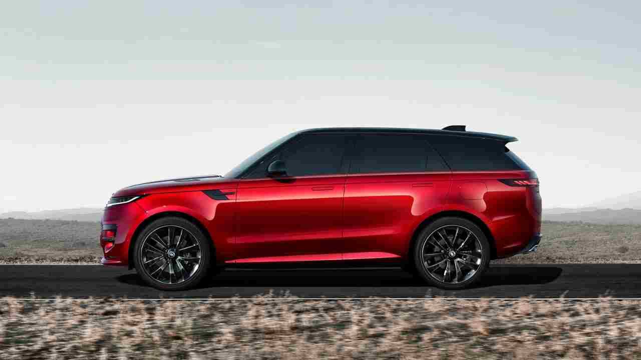 Range Rover Sport (Range Rover ) 26.10.2022 fuoristrada