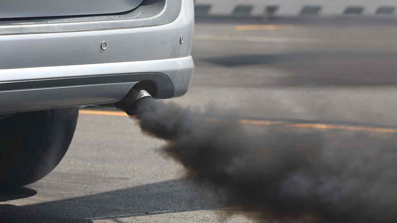Quanto inquina la tua auto