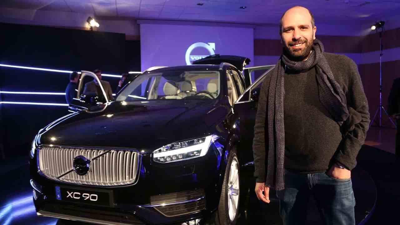 La Volvo di Checco Zalone