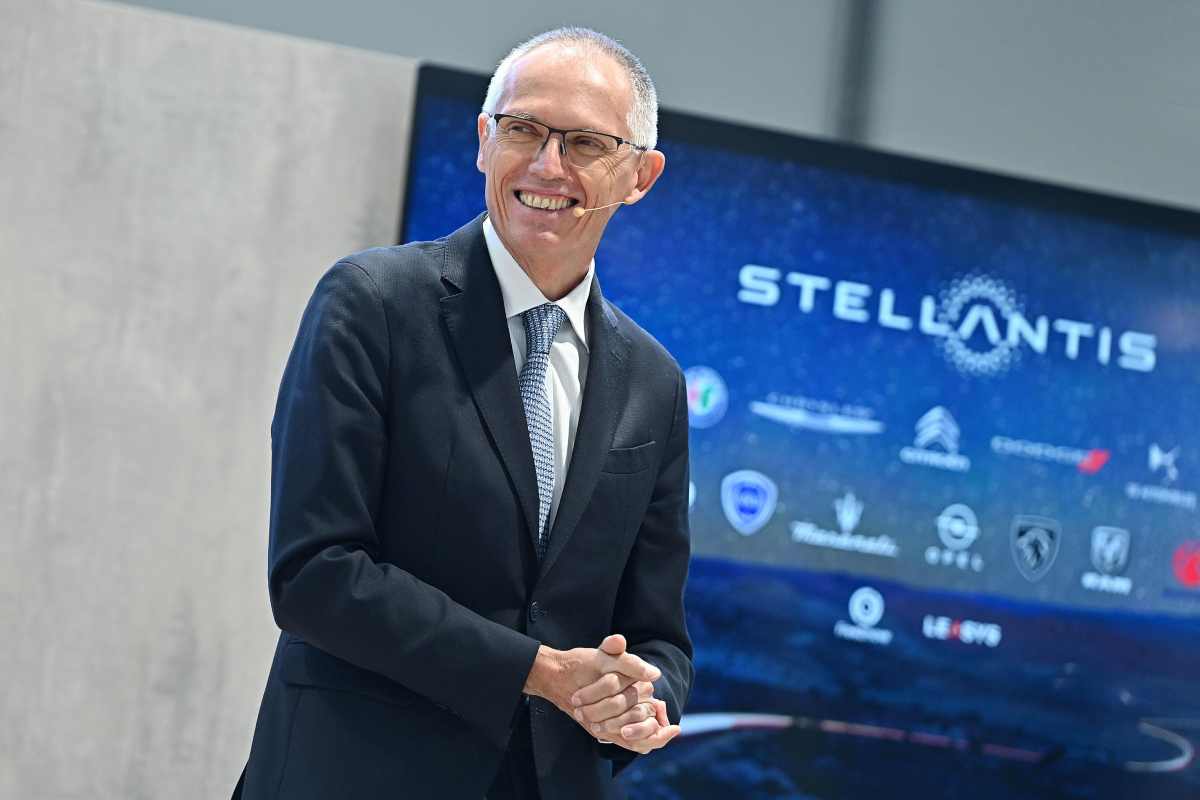 Tavarez, CEO Stellantis, parla del futuro del gruppo 26 novembre 2022 fuoristrada.it