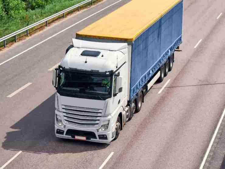 Truck Canva 19_11_2022 Fuoristrada