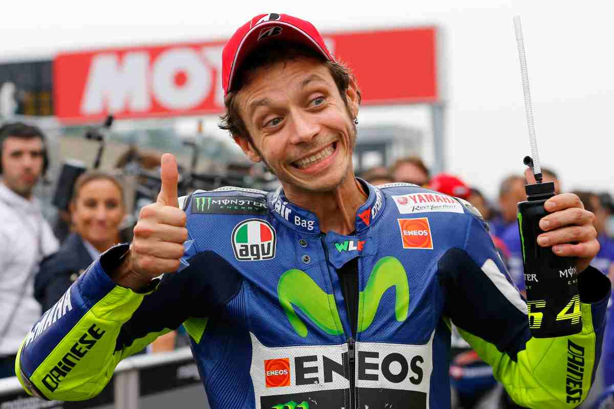 Valentino ROssi, l'amatissimo campione torna in scena 25 novembre 2022 fuoristrada.it