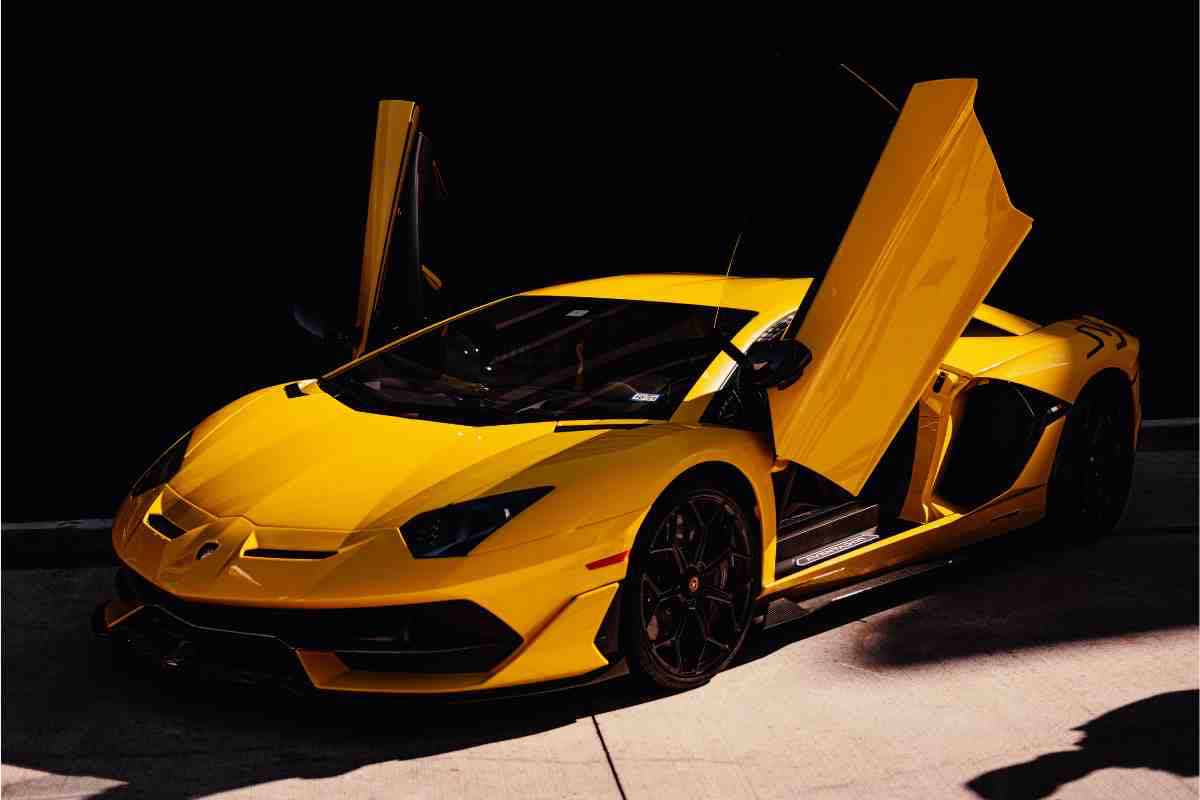 Lamborghini Canva 6_12_2022 Fuoristrada