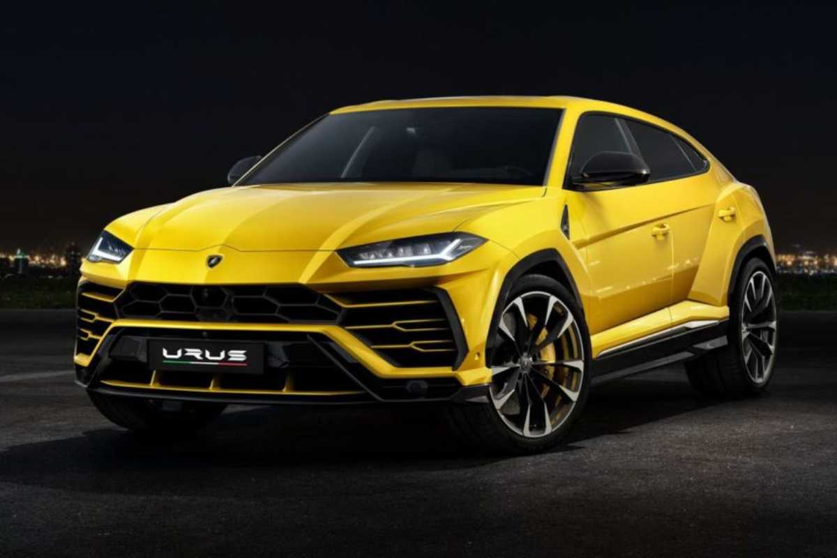 Lamborghini Urus, un modello che ha rubato il cuore pure di un fuoriclasse del calibro di Lautaro Martinez (Web source) 7 dicembre 2022 fuoristrada.it