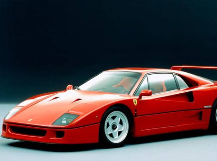 ferrari f40 220123 fuoristrada