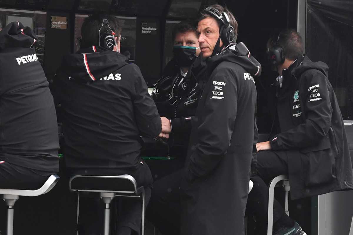 Problemi Mercedes F1 1622023 Fuoristrada.it