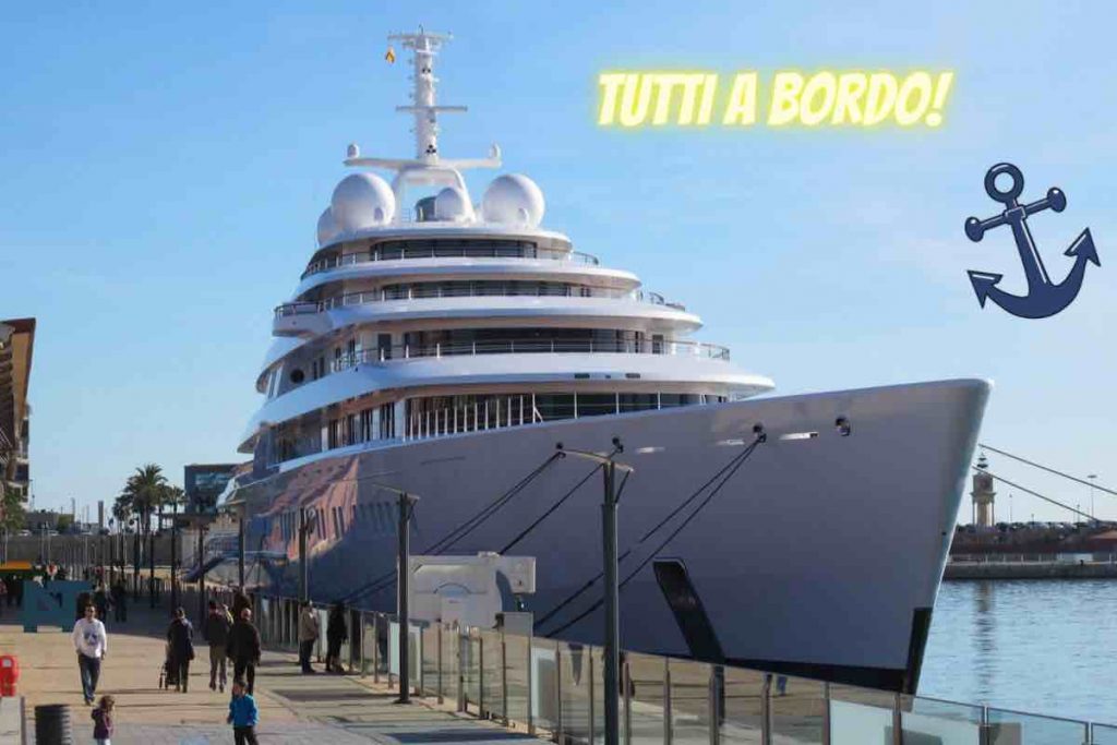Azzam Lo Yacht Dell Emiro Ha Un Costo Pazzesco A Bordo E C Anche 