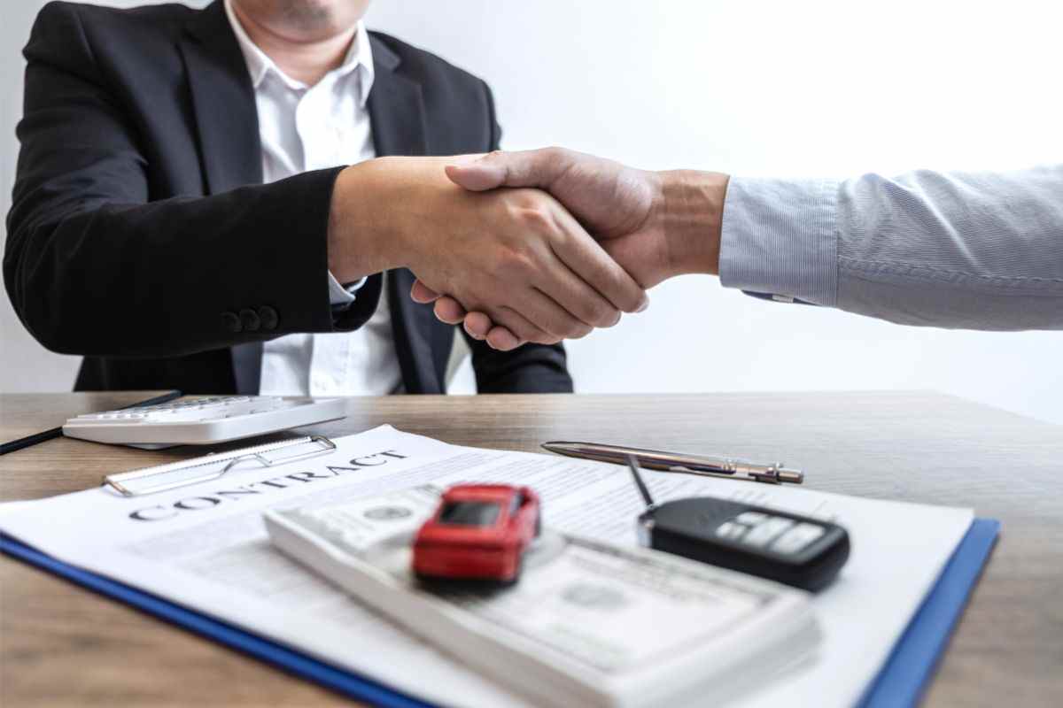 assicurazione auto firma contratto