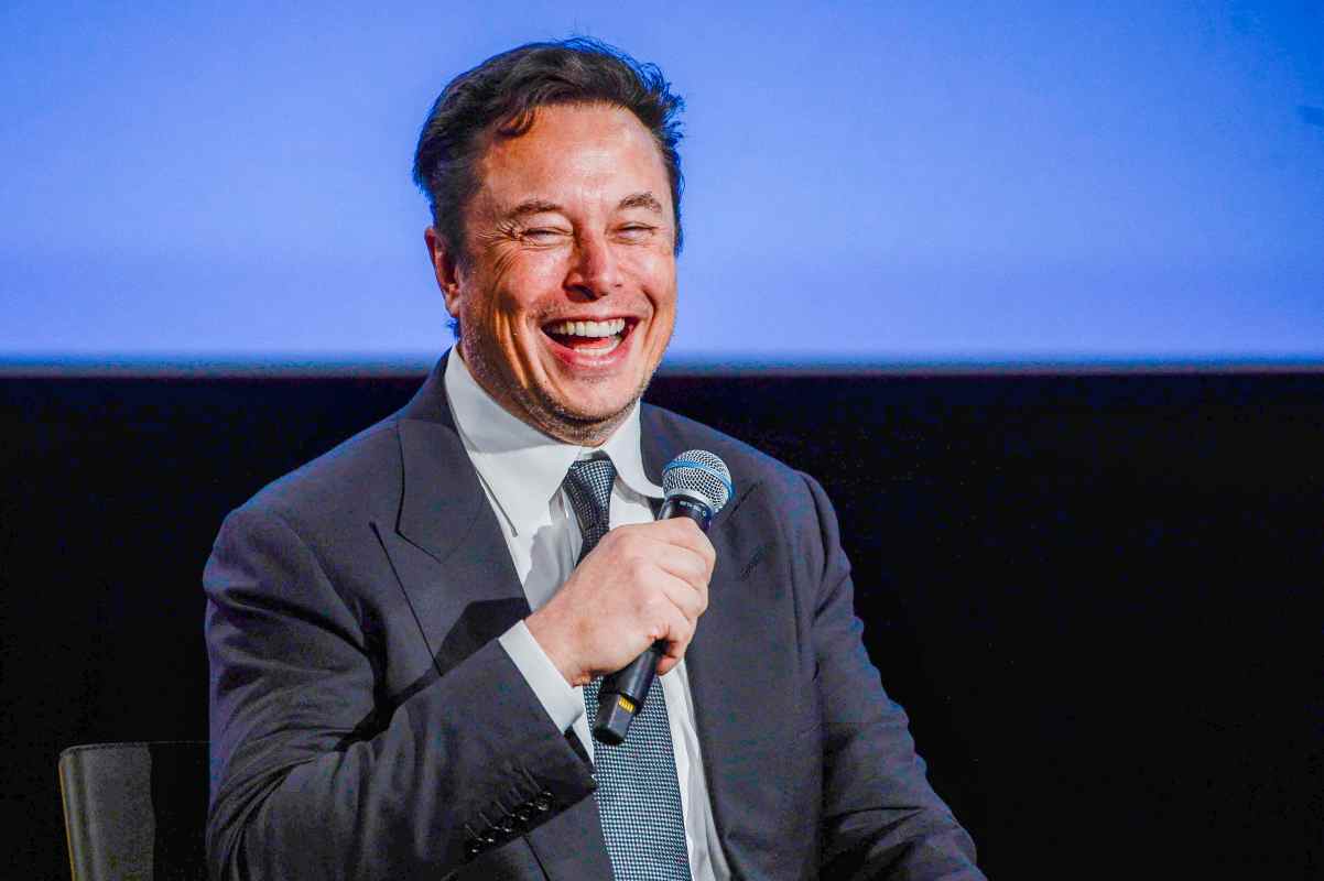 Tesla ambizioso progetto Elon Musk