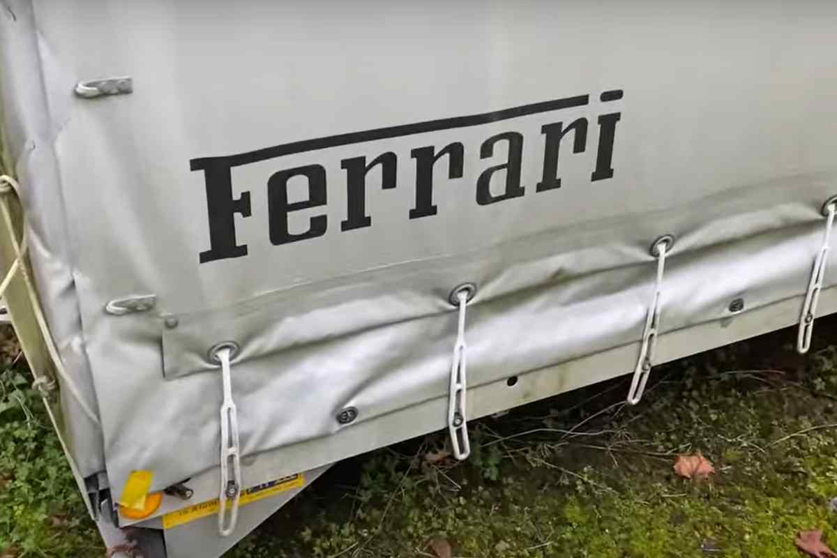 ferrari ritrovamento fienile