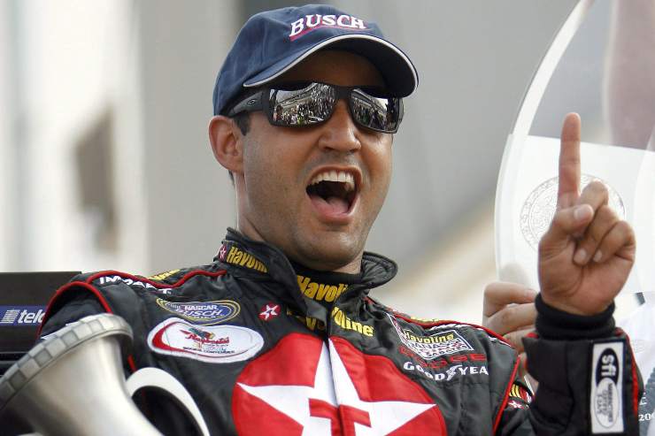 Juan Pablo Montoya vicino alla Red Bull