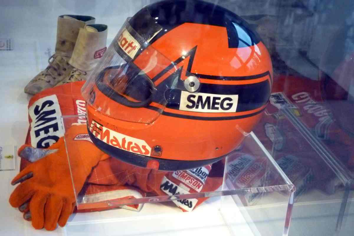 charles leclerc casco villeneuve