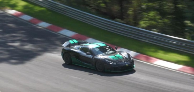 Rimac Nevera, la hypercar elettrica al Nurburgring