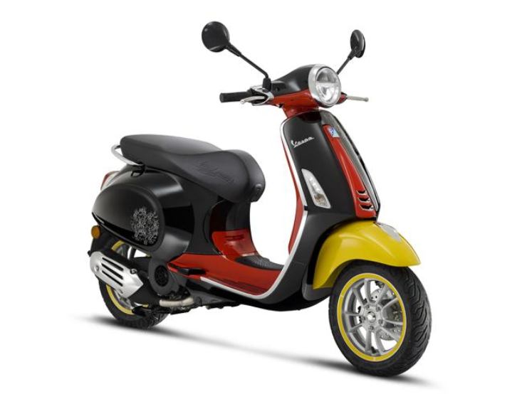 Vespa Disney100, la dedica per il centenario Disney