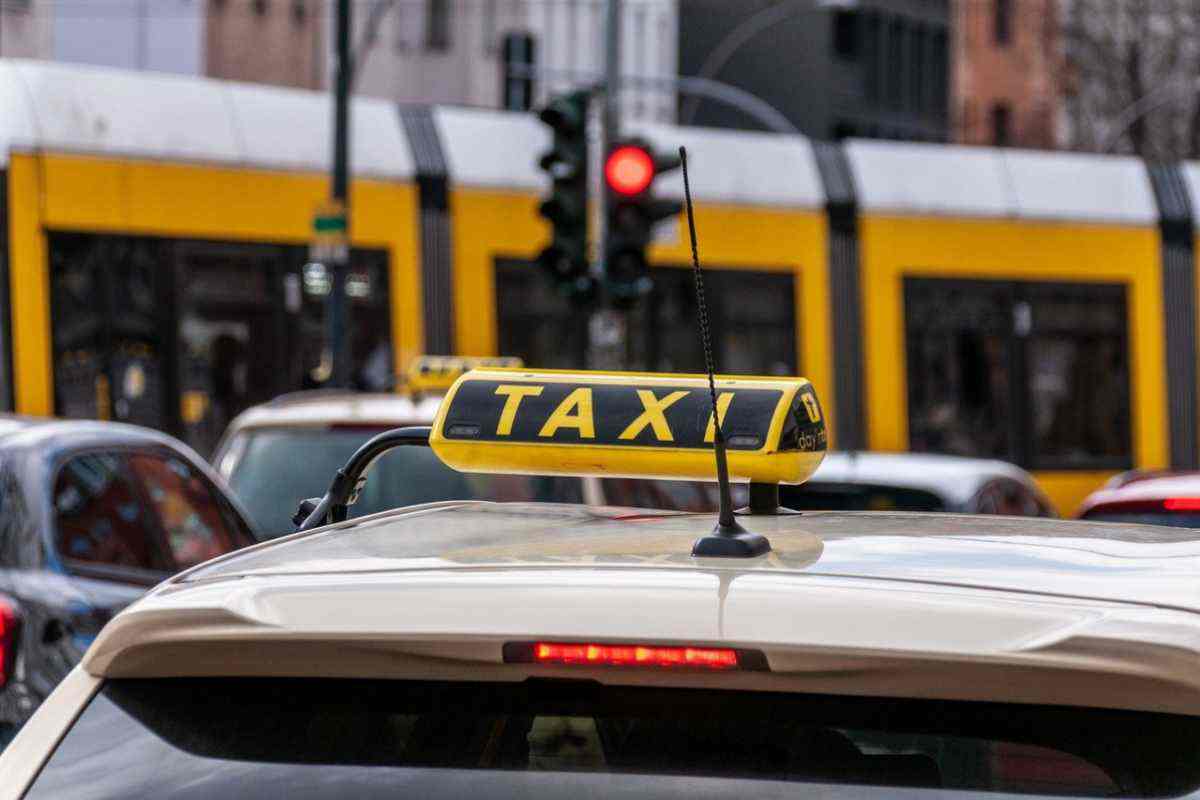 taxi a milano