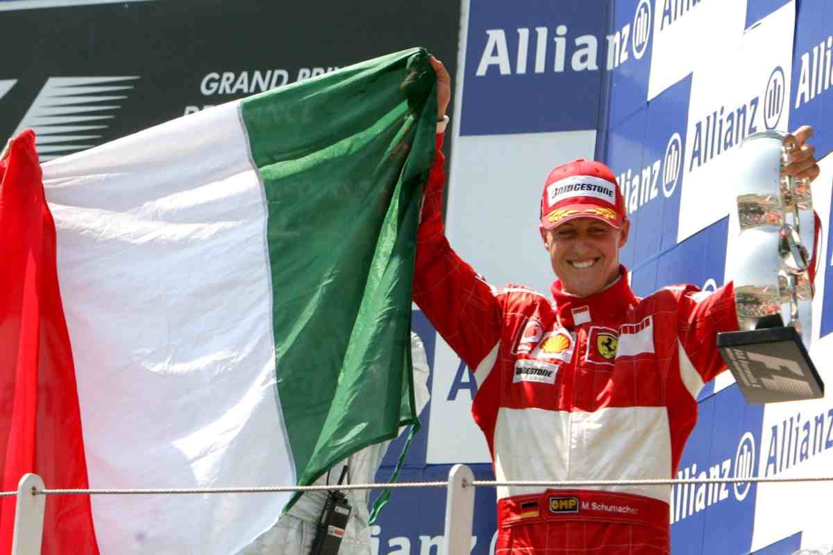 MIchael Schumacher Ferrari sosia