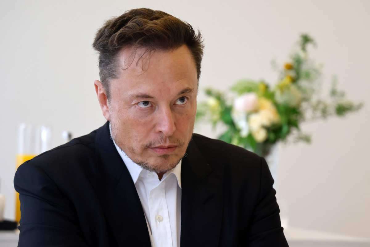 Elon Musk ora è teso