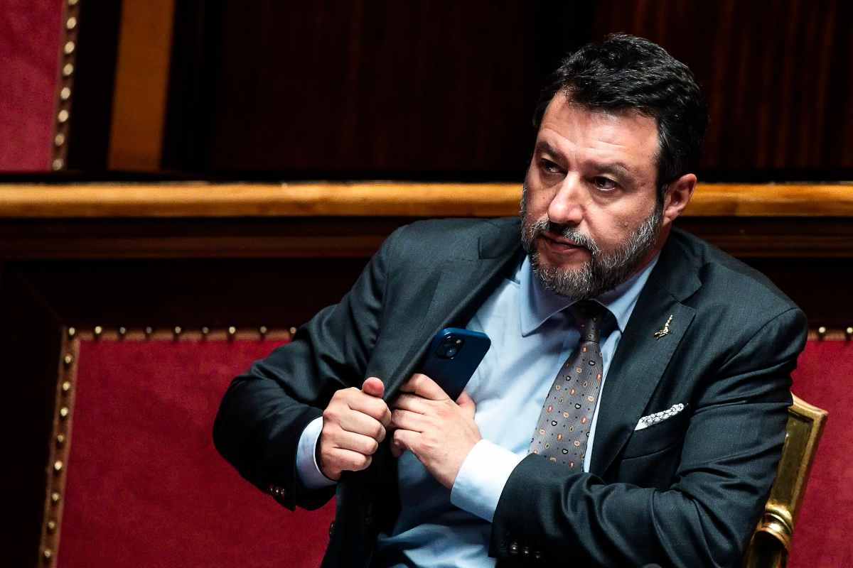 Clamoroso annuncio di Salvini sul ponte sullo Stretto