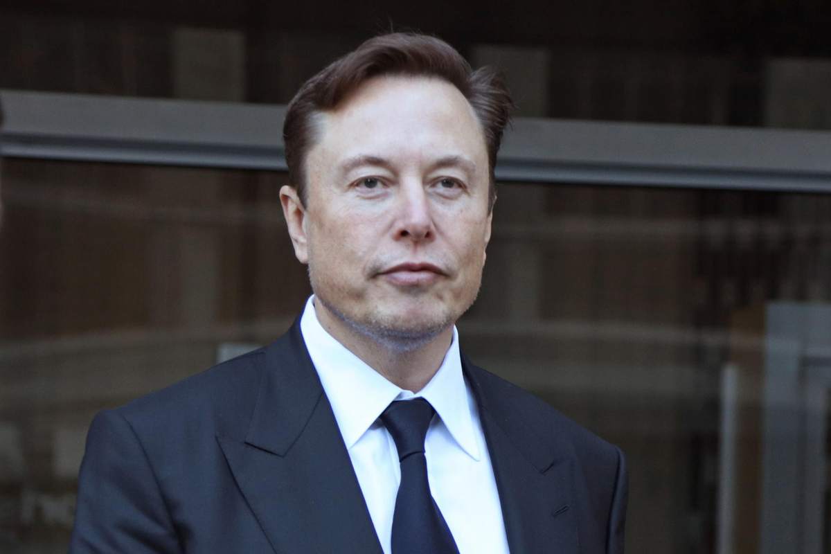 Elon Musk tesla