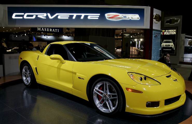 Corvette Z06 schianto folle