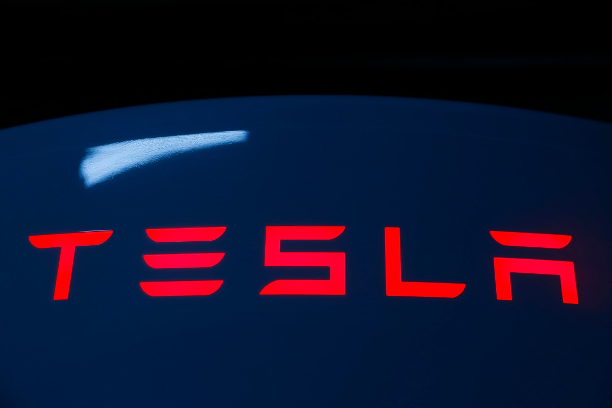 elon musk tesla auto elettriche