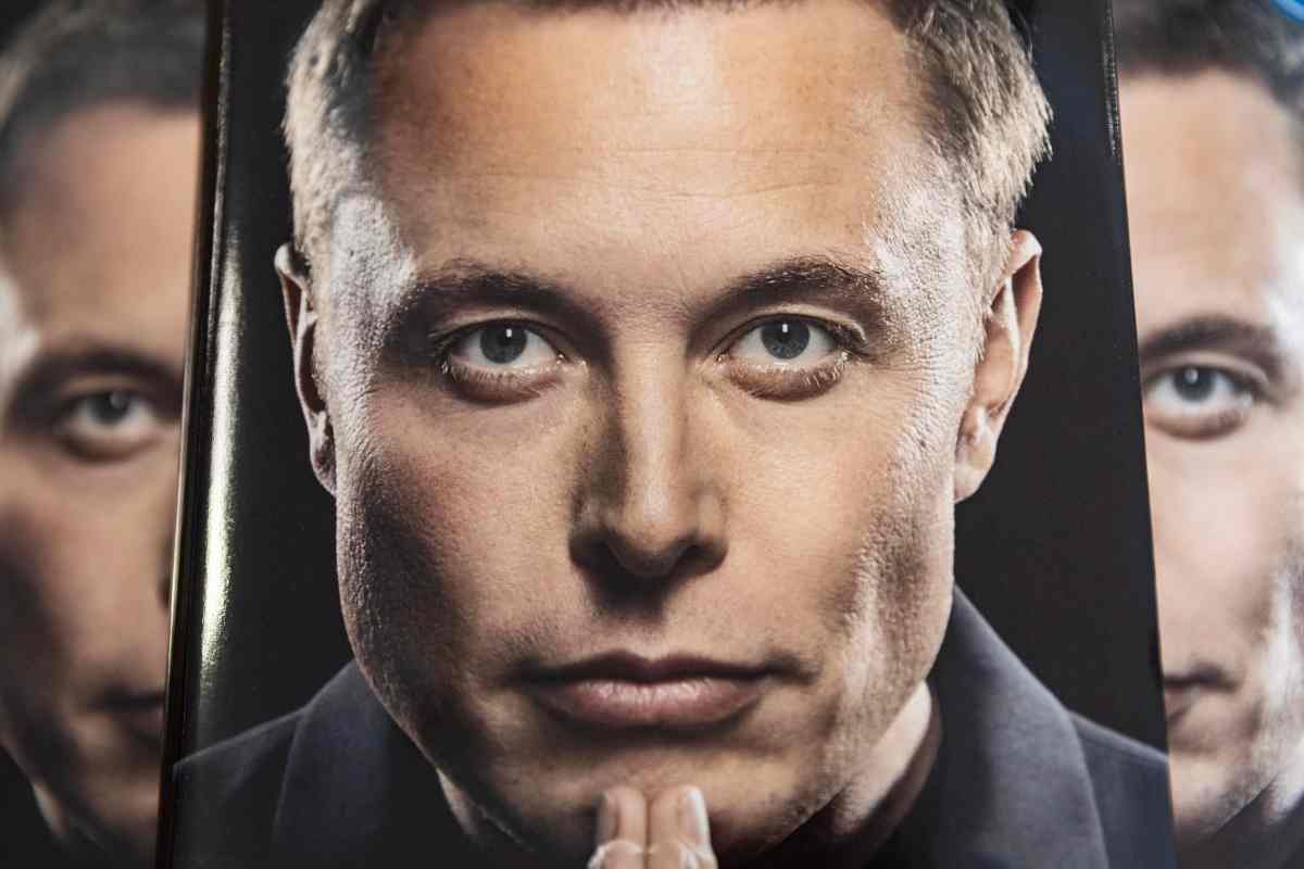 elon musk tesla auto elettriche