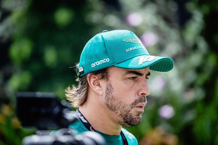 alonso attacco aston martin