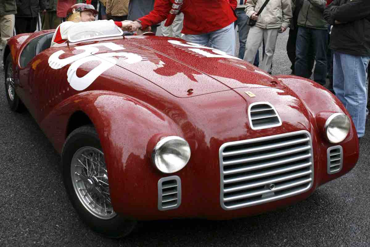 un esemplare di Ferrari 125 S