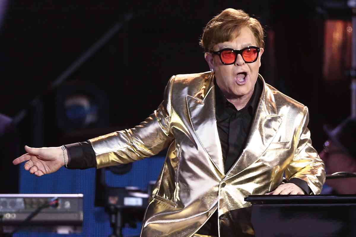 Ecco il garage del cantante Elton John