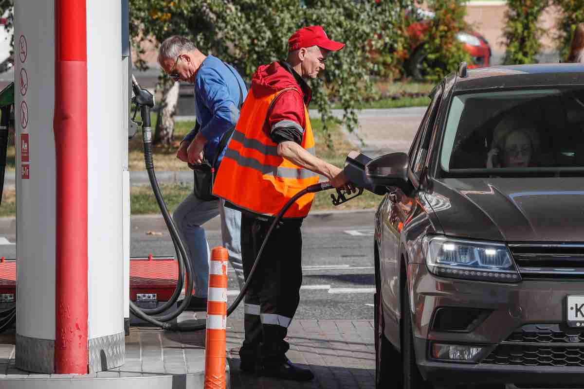 Caro prezzi benzina, le ultime novità