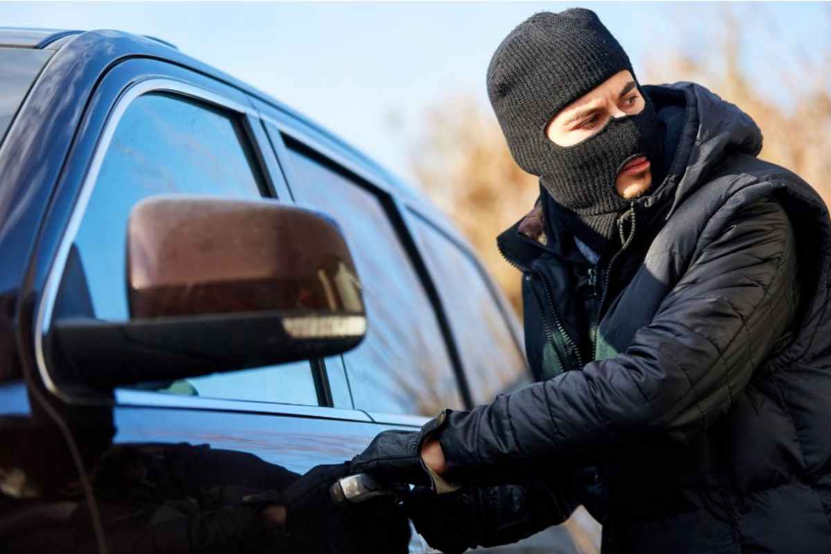 Furto auto che soluzione