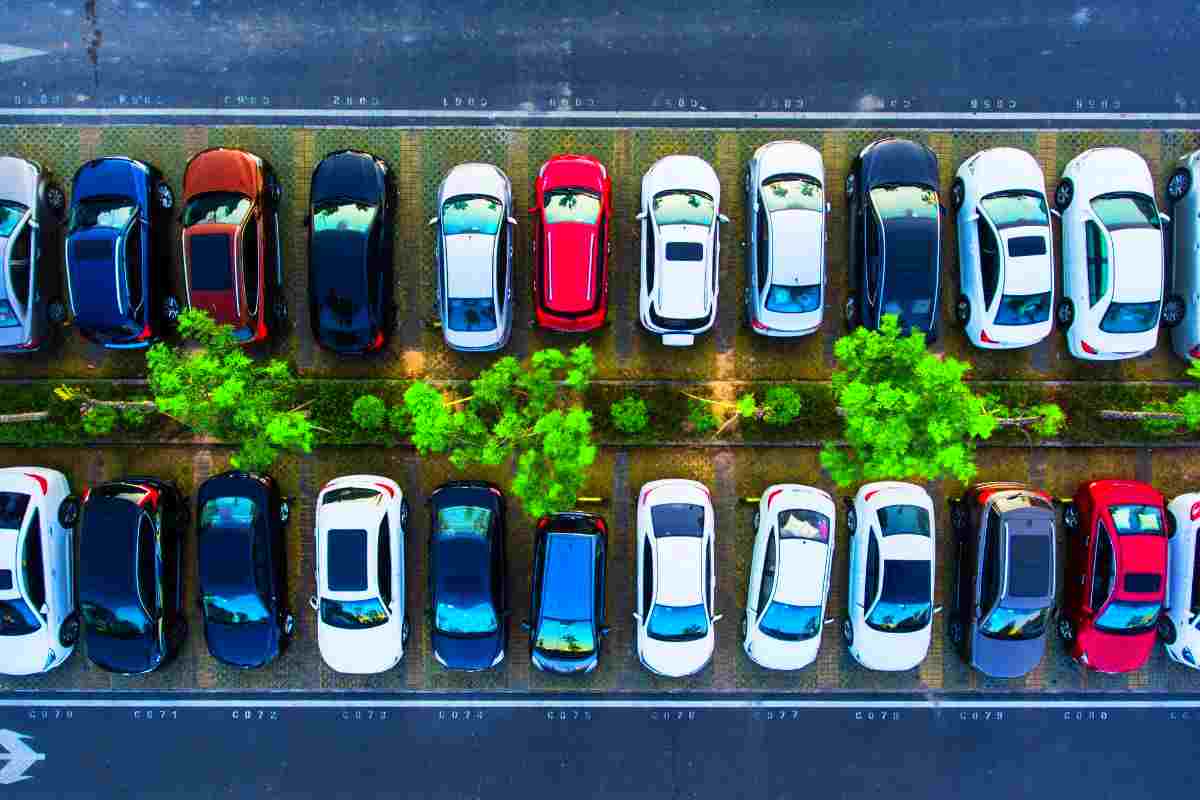 Addio ai problemi di parcheggio: il servizio conquista tutti gli italiani, non possono farne a meno