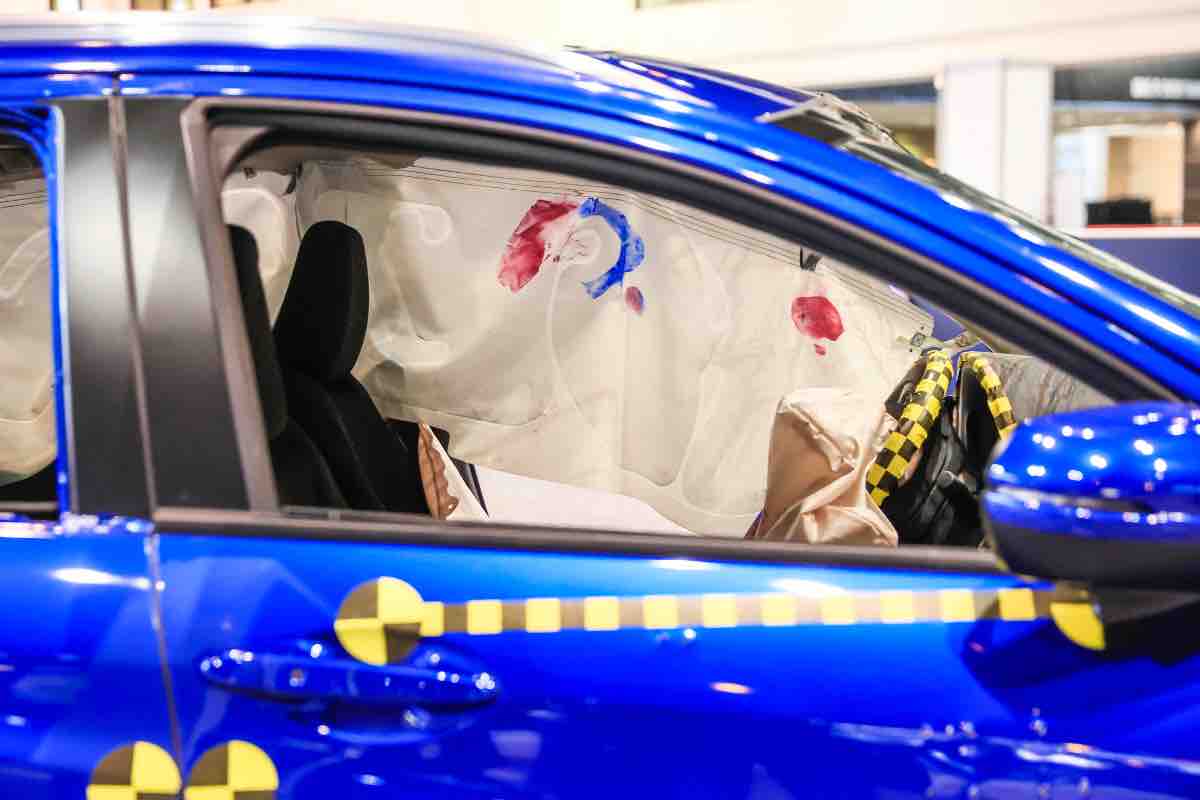 Il volante potrebbe scoppiare 