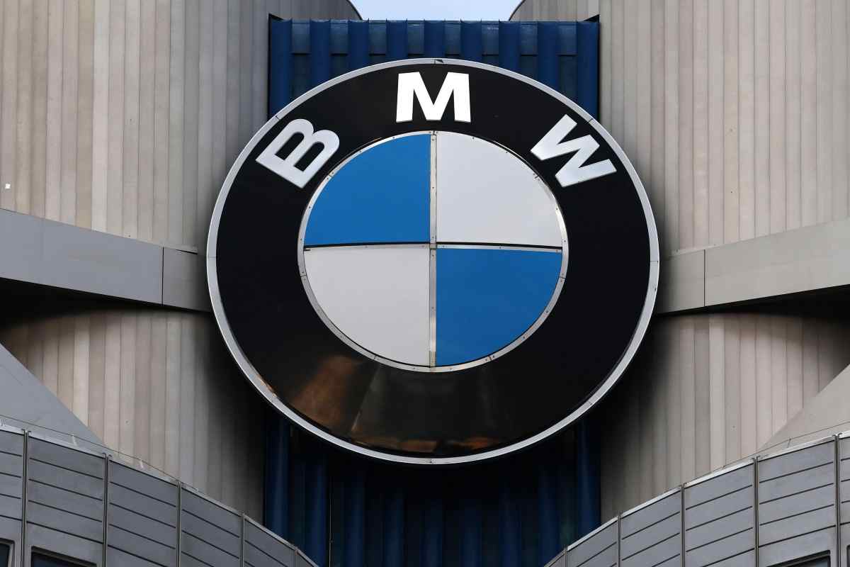 BMW ha deciso, appassionati in festa: che notizia, la aspettavano tutti