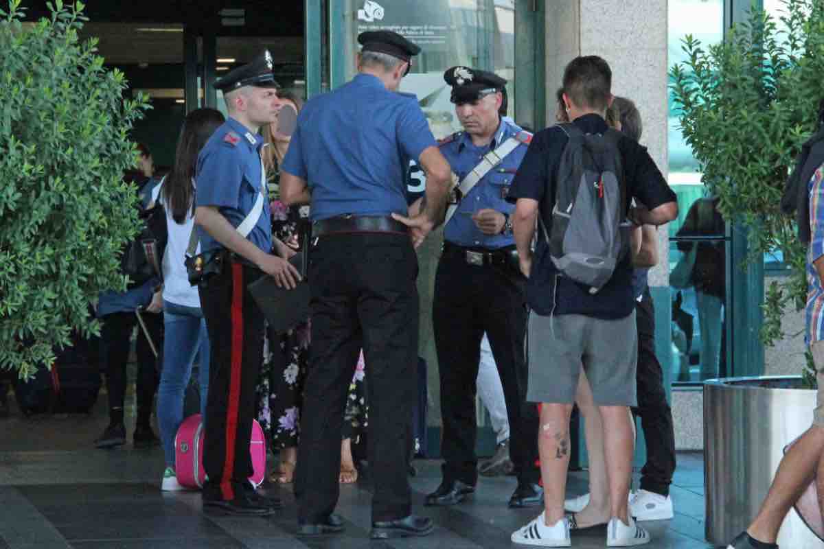 Polizia denuncia furto