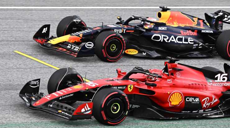 Leclerc e Verstappen che sfida