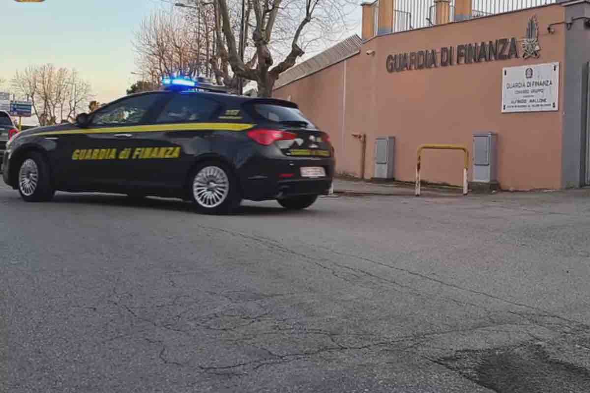 Guardia di Finanza intervento 