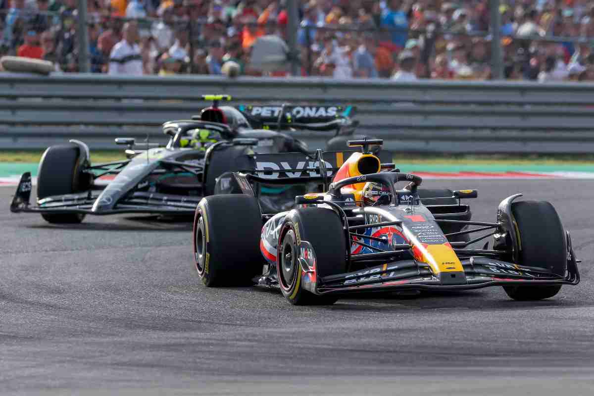 Red Bull e Lewis Hamilton frecciata alla Ferrari
