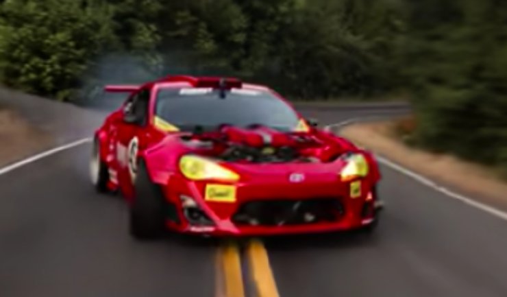 Toyota motore Ferrari gran potenza