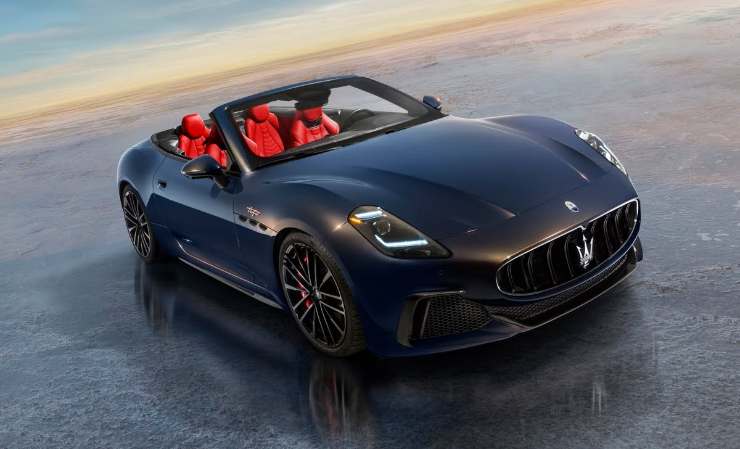 Maserati GranCabrio tutto su di lei