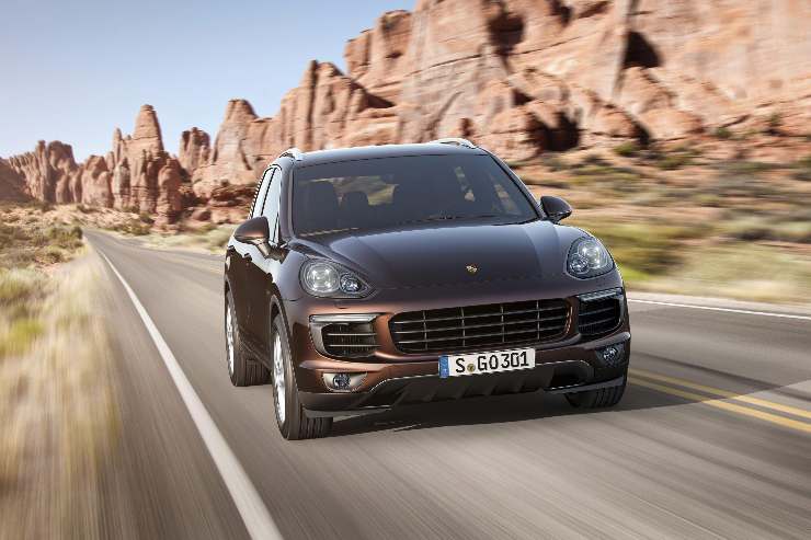 Porsche Cayenne used model sales price