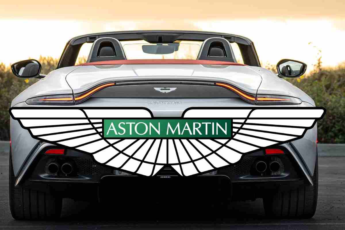 Aston Martin DBX707 novità auto supercar lusso novità interni