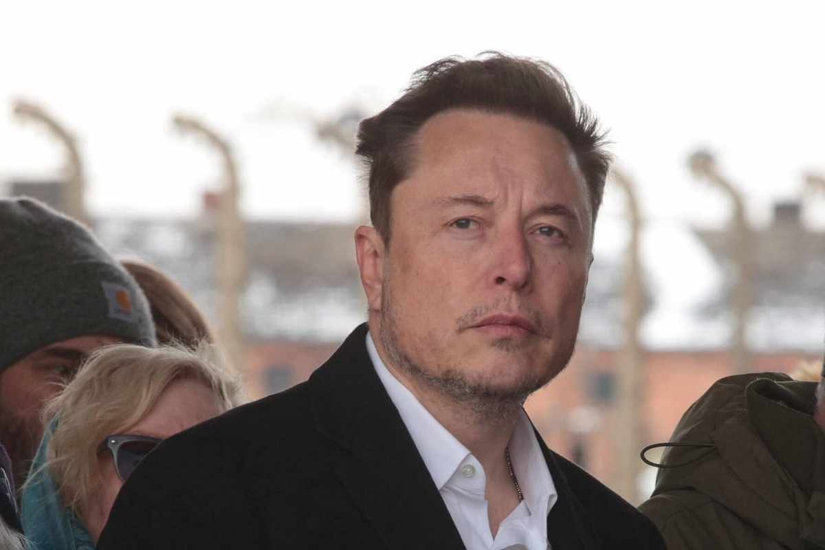 Elon Musk Tesla progetto Model 2