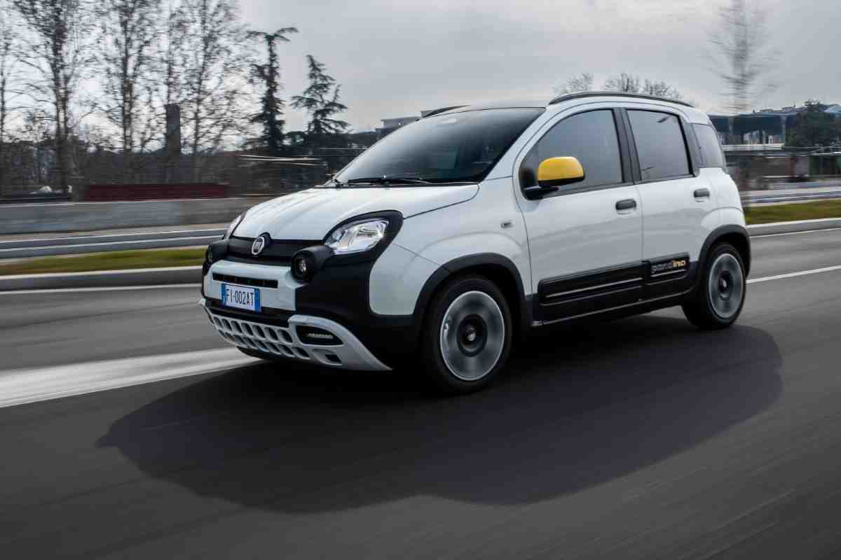 Fiat Panda auto più venduta aprile 2024