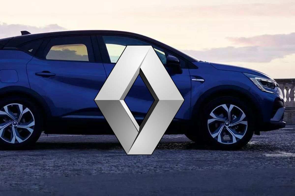Renault Captur Symbioz novità modello Francia