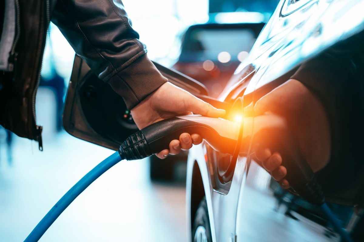 Auto elettrica ecco la rivoluzione