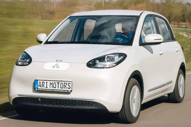 La FIAT Panda ha le ore contate? Arriva la grande rivale, tecnologia da sogno a bordo: è tutto schermo