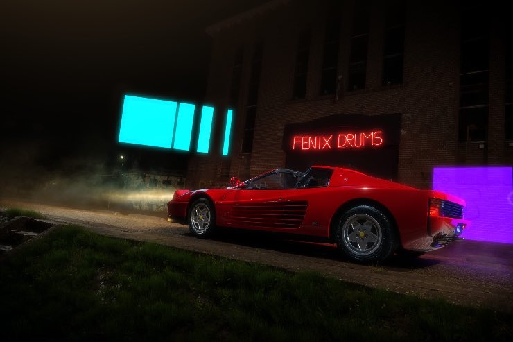 Guida Touring Sport si ispira alla Testarossa