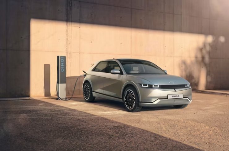 Hyundai elettrica con range extender nel 2027
